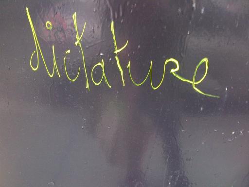 dictature