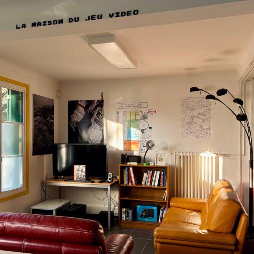 Ligne B à l'arrêt : Kéolis Rennes mobilisé // Une Maison du jeu vidéo vient d'ouvrir à Rennes