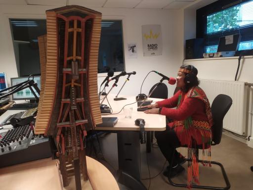Une chercheuse de Roscoff alerte sur l'acidification de l'océan // A Betton, un festival culturel Toraja porté par une Franco-indonésienne
