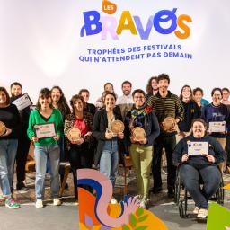 Les Bravos