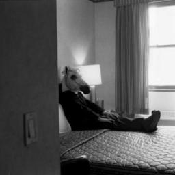  A cheval sur un lit (Un Poco Bertrand)