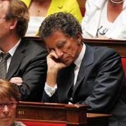 Sieste sous les pommiers (Paco)